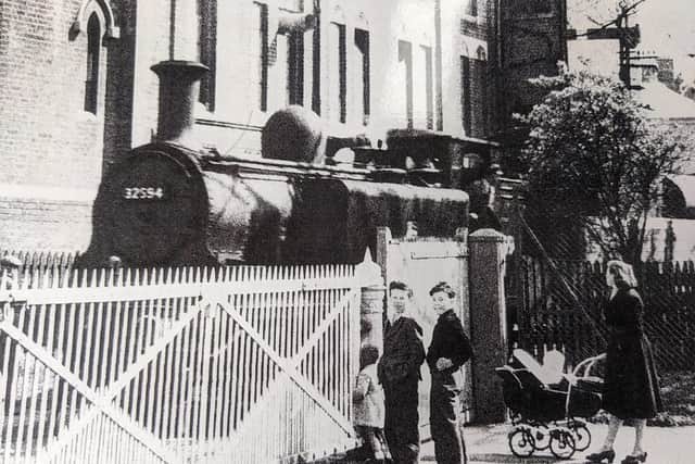 The photograph, taken from 'One Hundred Years of Roads and Rail Around the Solent' by David Fereday Glenn.