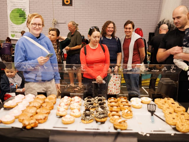 Portsmouth Vegan Festival 2024 drew in hundreds of people who were greeted with a range of vegan stalls and businesses.   Picture:Marcin Jedrysiak