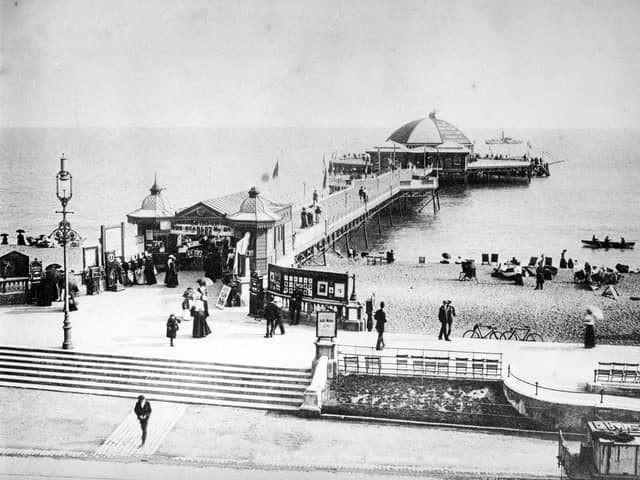 South Parade Pier in 1900 before it burned down. The News PP4144