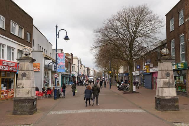 Pictured is: Gosport High Street. 12 April, 1100.
Picture: Keith Woodland (120420-2)