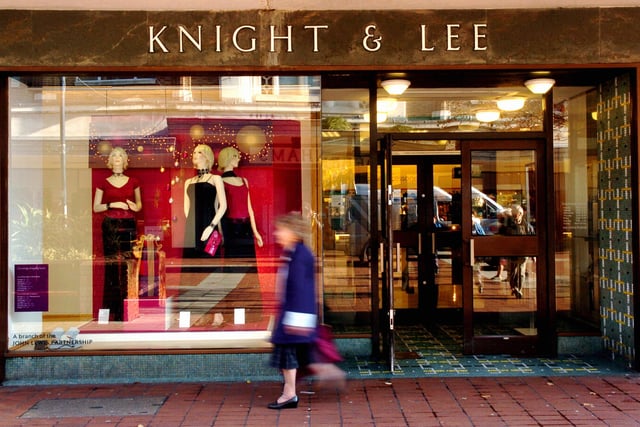 The front of Knight & Lee in the early 21st century, when it was rumoured that the store would be moving to the site of the old Tricorn Centre.
