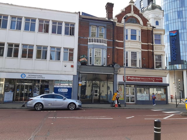 This unit, which is currently empty, was a hairdresser called Crew as recently as 2020.