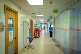 QA Hospital, Portsmouth on Thursday 25th November 2021

Pictured: GV of inside of QA medical wards

Picture Habibur Rahman