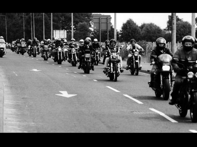A convoy of motorcyclists amke their way towards Southampton Guildhall from Portsdown Hill on July 16 1994. The News PP3769
