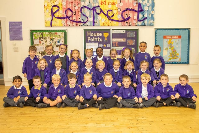 Stars Class Photo by Alex Shute