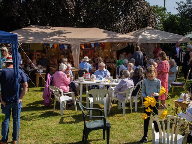 The 60th anniversary garden party at Abbeyfield in Fareham. Picture: Mike Cooter (290723)