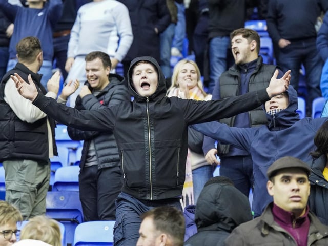 2,891 Pompey fans watched the Blues' 3-2 win at Reading