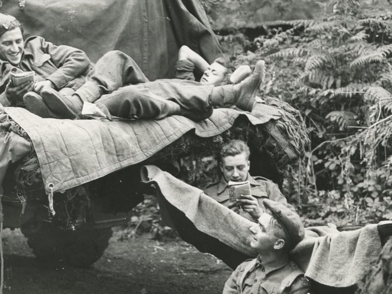 Waiting for the order to move out from the invasion assembly camp
(c) The News, War Series 2891