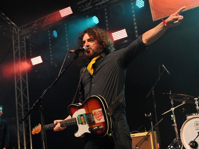 Wickham Festival 2023 in Blind Lane, Wickham. Day 2 of the festival took place on Friday, August 4. 
Pictured is: Ian Prowse.

Picture: Paul Windsor