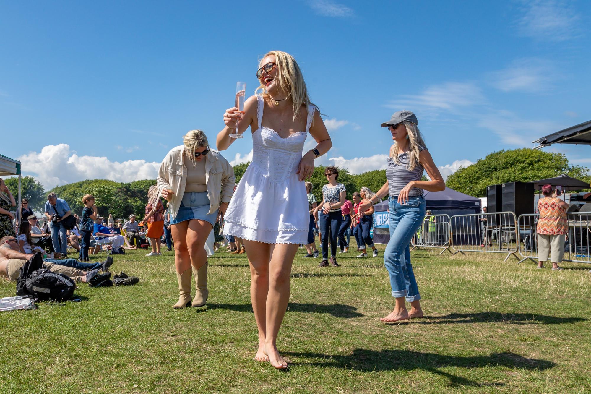 Groovy music and dancing as residents flock to Live At The Bandstand in Portsmouth - in pictures
