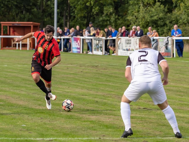 Fleetlands (red/black) v Bemerton. Picture by Mike Cooter