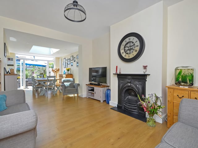 There is no onward chain for this three bedroom home in Drayton. Picture: Town and Country Southern