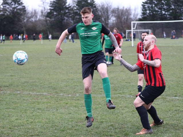 Saturn Royale (green) v Fairfields. Picture: Stuart Martin