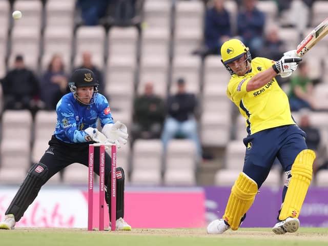 Ben McDermott smashed nine sixes at Radlett last night as Hampshire climbed off the bottom of their T20 Blast group with victory over Middlesex. Photo by Warren Little/Getty Images