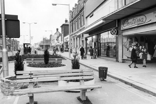 This is what West Street looked like in March 1974.