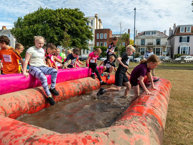 The Pretty Muddy kids race