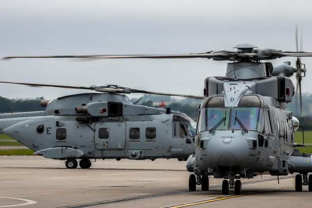 Pictured: 845 NAS depart from RNAS Yeovilton to embark in HMS Queen Elizabeth.
Credit: LPhot Dan Rosenbaum
FRPU(E)