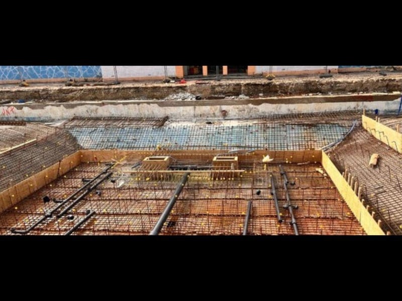 Lots of pipe work has now been fitted amongst all the starter bars in the pool. This area still has more concrete to be added, which will be happening any day now.