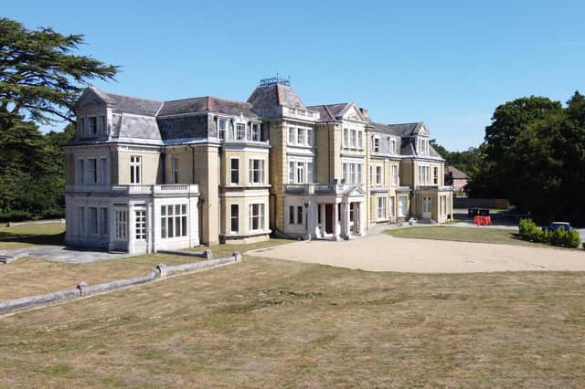Coldeast Mansion in Sarisbury Green