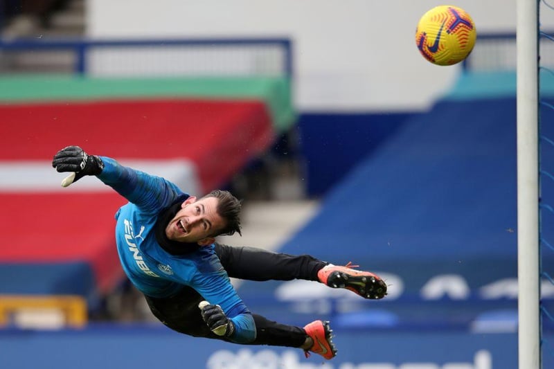 Steve Bruce has revealed that Martin Dubravka is unhappy at Newcastle United after being ousted from the starting XI by Karl Darlow this season. (BBC Newcastle) 

(Photo by CLIVE BRUNSKILL/POOL/AFP via Getty Images)