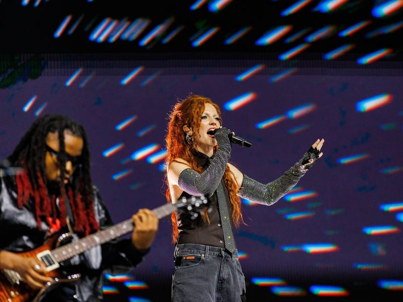 Jess Glynne at Southsea Castle Stage Pictured: Jess Glynne Picture:Marcin Jedrysiak