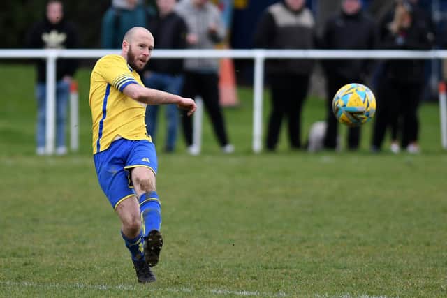 A Meon Milton player makes a pass. Picture: Neil Marshall