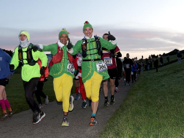 A number of runners dressed up in festive outfits to take on the challenge. Picture: Chris Moorhouse (221224-11)