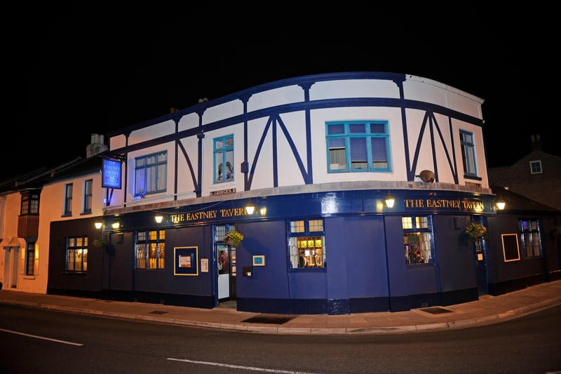 The Eastney Tavern in Cromwell Street, Southsea, PO4 9PN has a 4.6 star rating on Google reviews, based on 554 ratings.