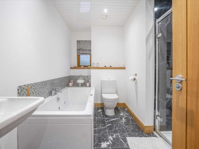 Family bathroom.