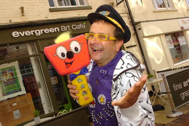 Is it Timmy Mallett or Steve Canavan?