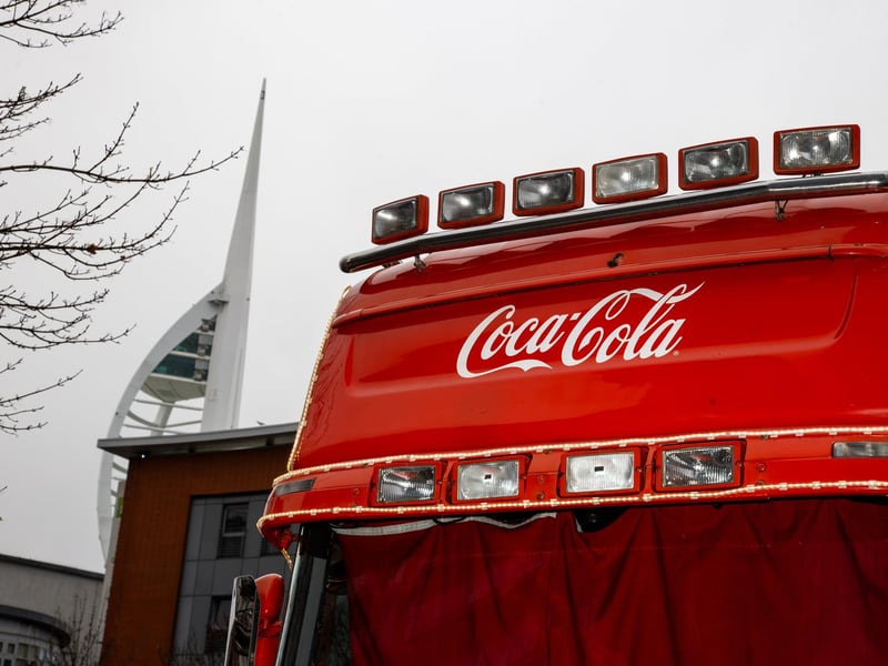 The famous Coca Cola truck arrived in Portsmouth this Saturday, parking up in Gunwharf Quays ready for photo opportunities.