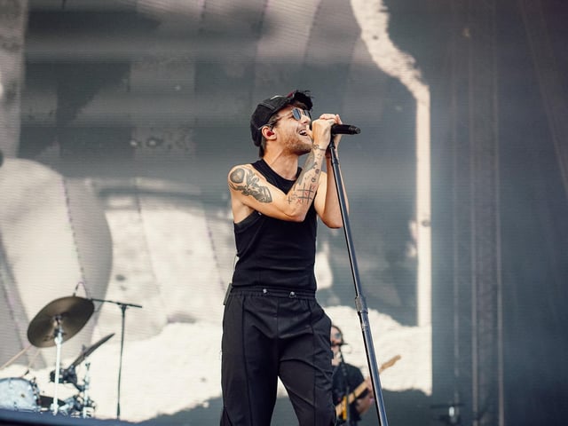 Victorious Festival got off to a brilliant start with a range of wonderful performances from the likes of Fatboy Slim, Louis Tomlinson, Jess Glynne, Snow Patrol and Maximo Park.Pictured: Louis TomlinsonPicture: Victorious Festival/Strong Island