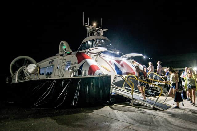 extra late night flights from Hovertravel for Victorious Festival