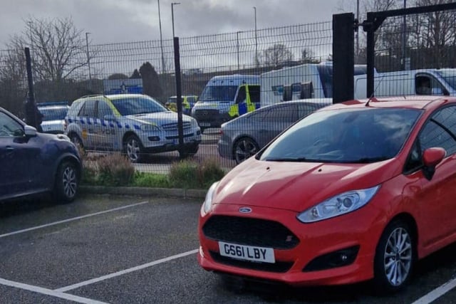 There is a large police presence at the Portsmouth Park & Ride in Tiper Lane near the M275, with reports of travellers forming up in the area.