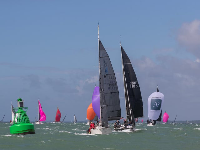Heavy Traffic at Gurnard Ledge. Picture by Paul Smith
