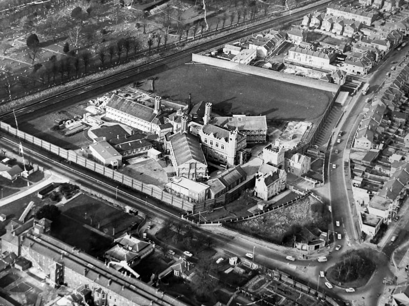 Kingston Prison, Milton, Portsmouth
1st February 1969, Kingston Prison Portsmouth which was to house long term prisoners. Aerial view taken by an Evening News staff photographer.