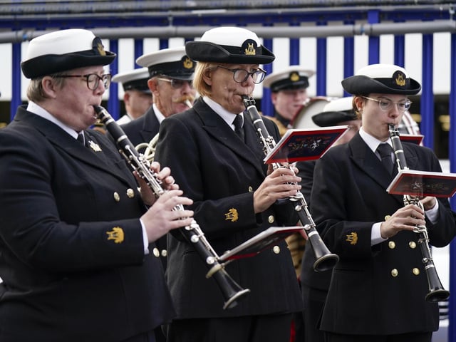 41 moving Portsmouth Remembrance Day images with fan and Charlton Athletic drama as faithful returned to Fratton: gallery
