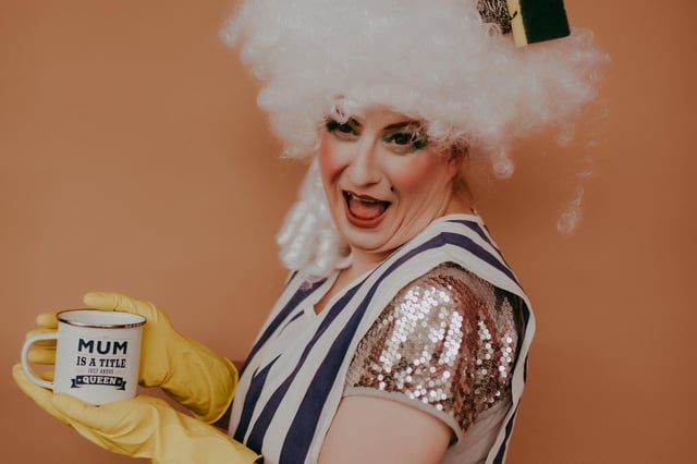 Wearing Mum's Make-up at The New Theatre Royal. Picture by The Liberty Lounge