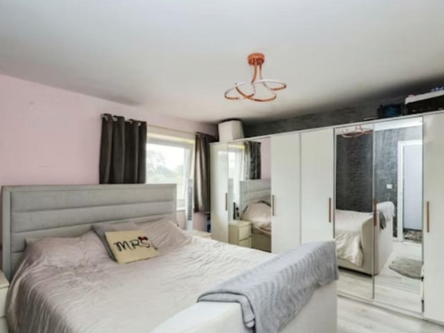 This property is on the market for £400,000 and it is being sold with PurpleBricks.