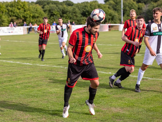 Fleetlands (red/black) v Bemerton. Picture by Mike Cooter