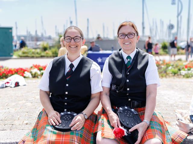 Rachel and Gill from Rosen Thistle Pipes and Drums. Picture:Marcin Jedrysiak