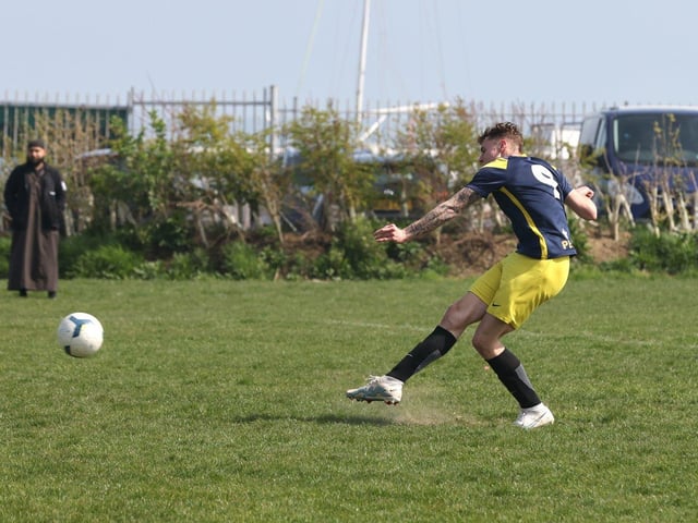 Action from the Challenge Cup clash between Pelham Arms (blue/yellow kit) and FFTP (green and black kit). Picture: Sam Stephenson