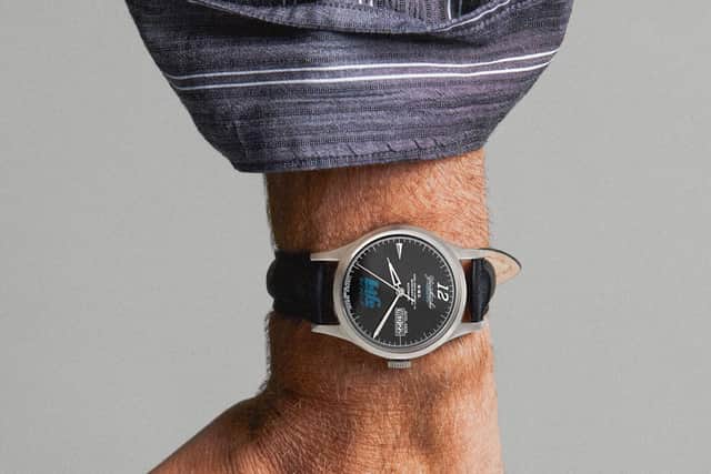 Life master Nearly Midnight watch