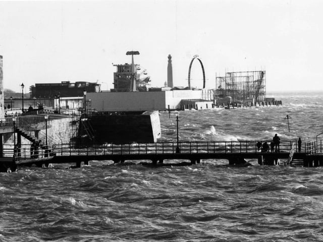 The view towards Clarence Pier in June 1995