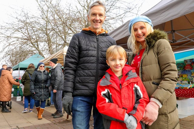 Darrell and Bryony de Vries and thier son, Phoenix, 7. Waterlooville Christmas market 
Picture: Chris Moorhouse