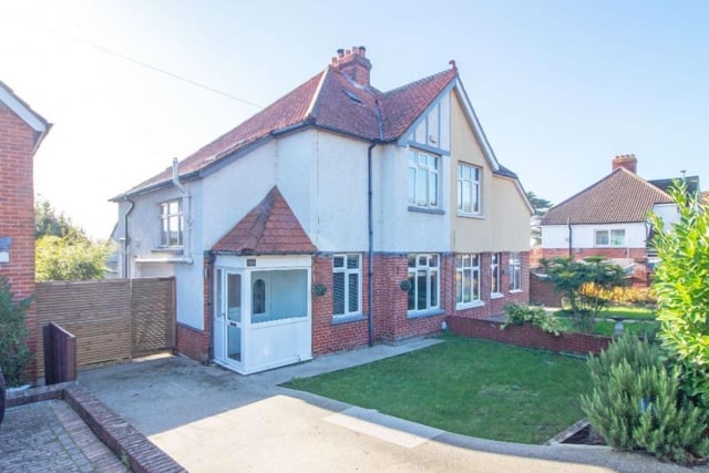 This property comes with three bedrooms, two bathrooms and a reception room as well as a garden and parking.