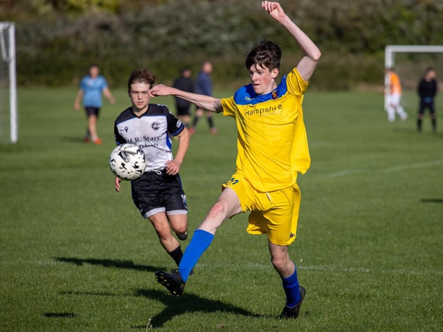 Fleur De Lys Victory U16s (white) v Petersfield. Picture by Alex Shute