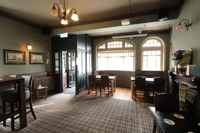 The inside of The Fox Tavern, North Cross St, Gosport. Picture: Chris Moorhouse (jpns 030721-41)