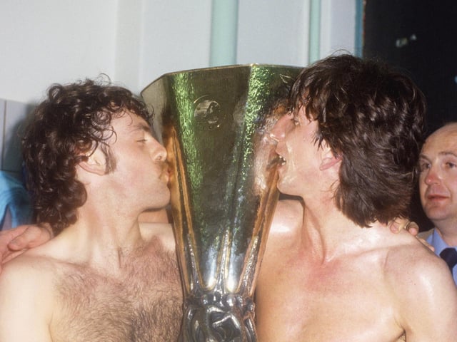League titles: 1; FA Cups: 1; League Cups: 0; European trophies: 1; Total major trophies: 3.