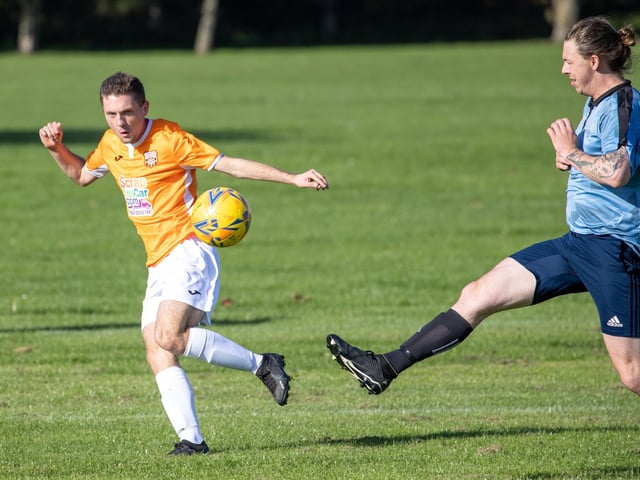 Prince of Wales (blue) v Jubilee. Picture by Alex Shute